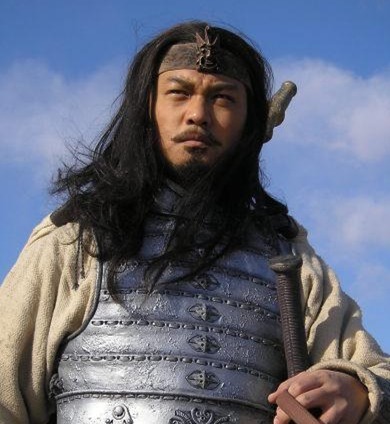 待见|马超在蜀汉为何不受待见得罪了两个人,犯了三大错,自此被冷落