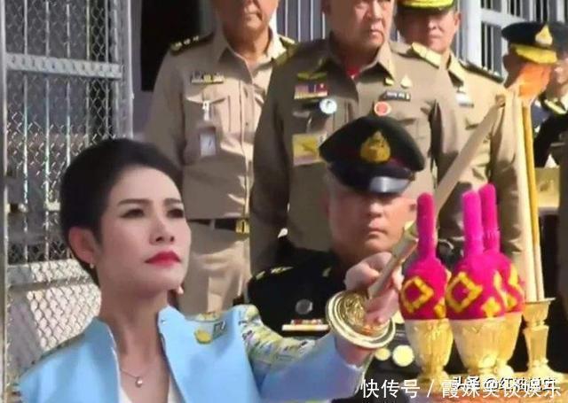 大戏@苏提达王后反应神速!10套华服迎战诗妮娜,宫斗大戏再次升级