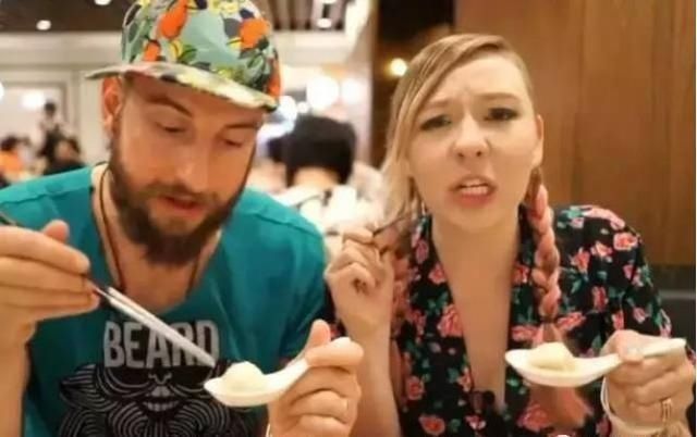 俄罗斯|俄罗斯美女来中国出差,街边买了2份小笼包,结账时愣住了