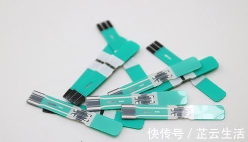 血糖升高|60岁后,血糖在什么范围内,算正常?超过多少,有糖尿病风险?