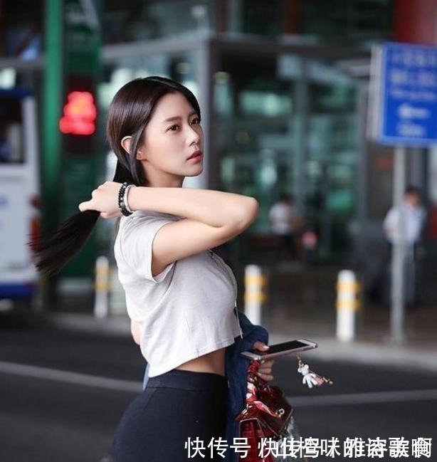 身材 打底裤时尚又有立体感,显出窈窕的身材,瞬间让你美出新高度