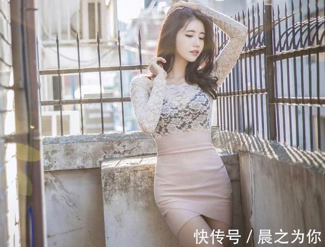 海贼女帝|韩国女模特被称为真人版“海贼女帝”,完美身材,一运动帮助了她