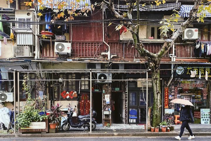 下雨天|心往前走，下雨天也会看到光。