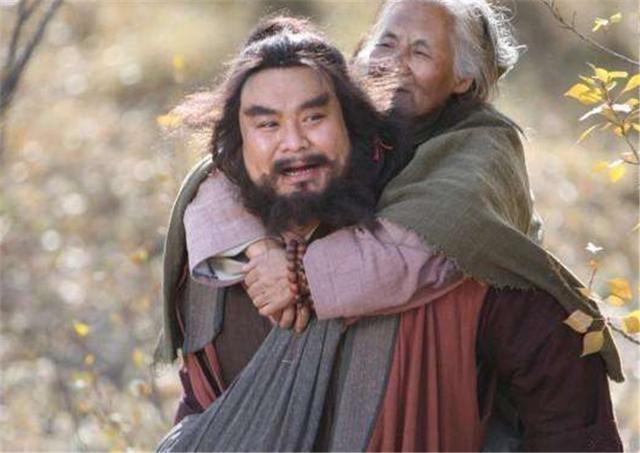 高手|他是水浒中的第一高手，徒弟排名在李逵前面，连李逵都要敬他三分