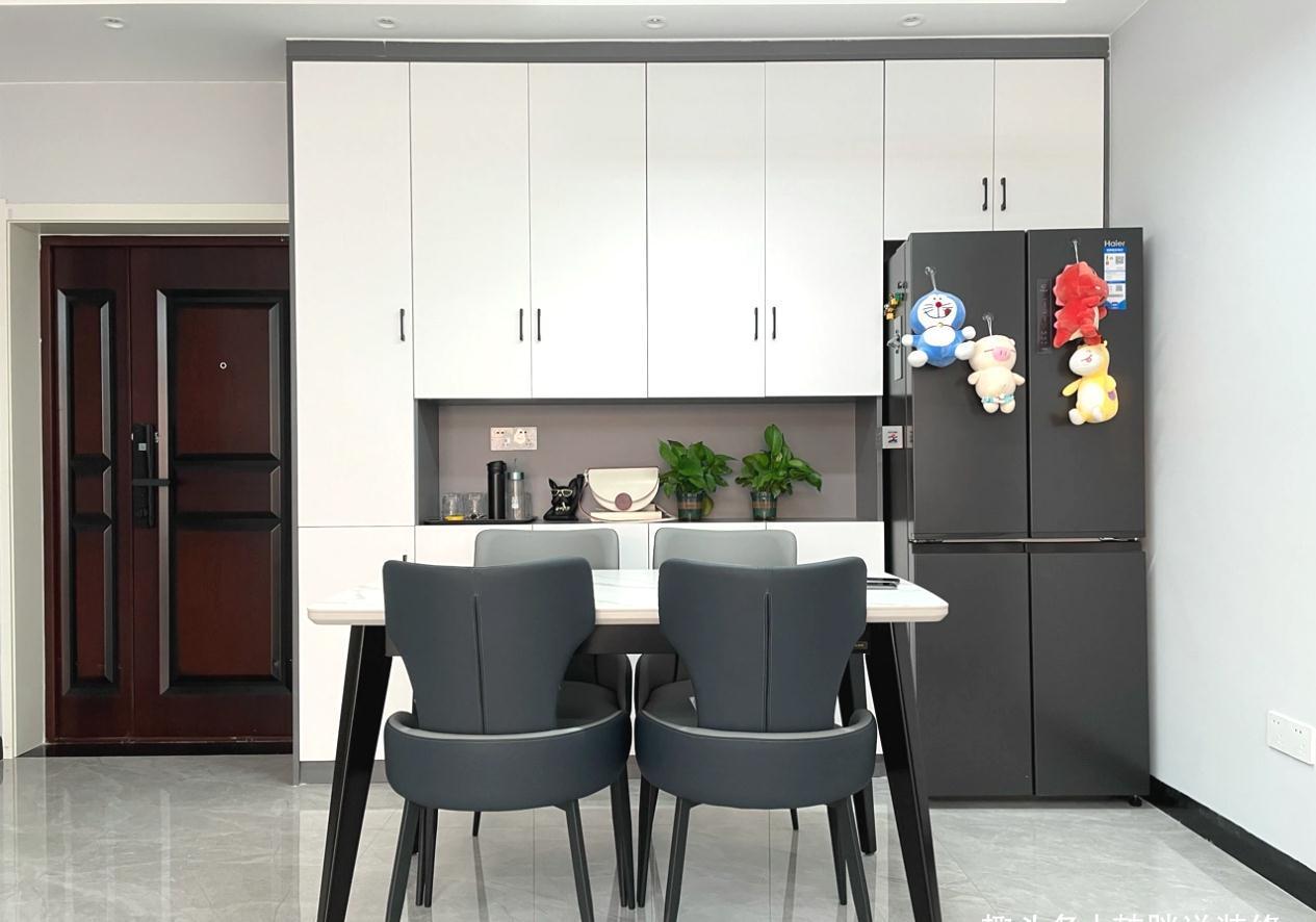 主卧室|120㎡简约新房,软硬装+家具电器共18万,无玄关照样时尚又大气