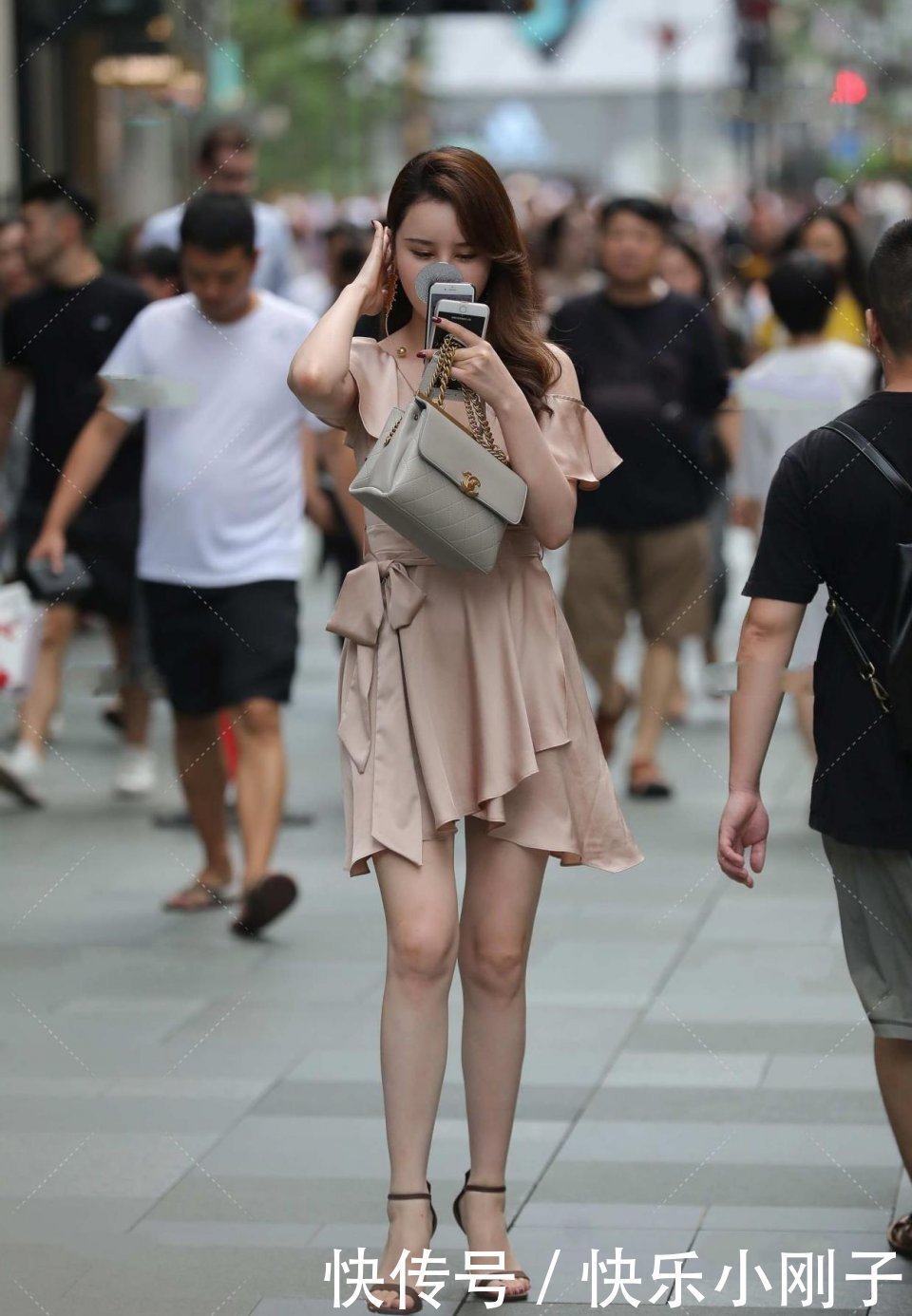 连衣裙|第1眼不美丽,第2眼令人惊叹,第3眼好喜欢,还是忍不住想看4眼