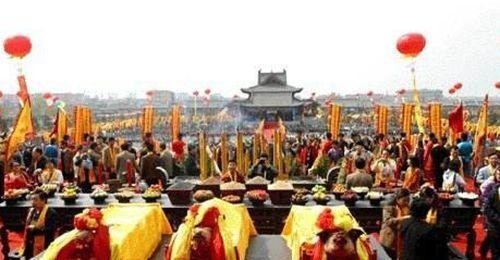 中国第一学霸姓氏,兴盛上千年,出镜率居全国第11位,光名人就有242人