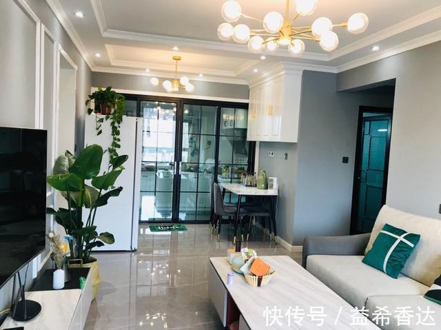 墙面|学她家装修,全屋简约又漂亮,一进屋就被入户玄关迷住了