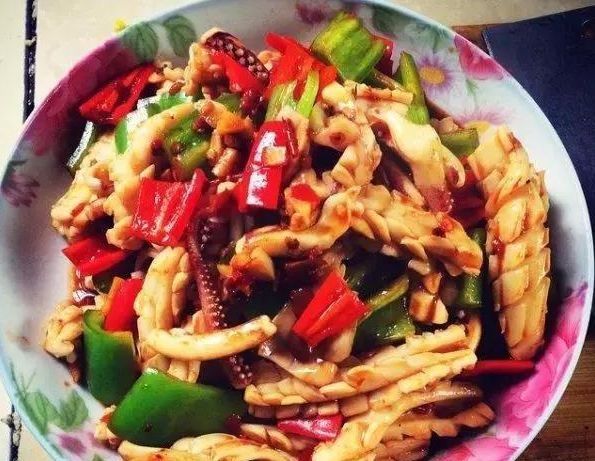 几道家常菜，色香味俱全，满足家人的胃，营养又健康