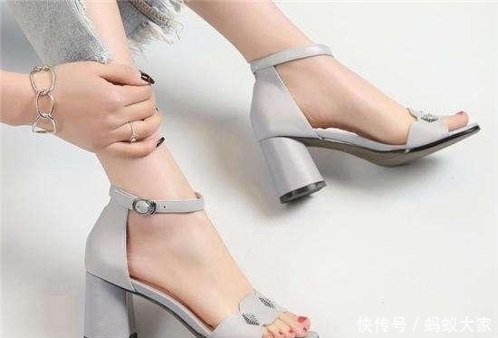凉鞋|时髦高跟凉鞋,将双脚衬托的非常显气质