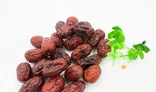 含有|糖尿病患者,不光要忌口甜食,4种食物也该少碰,别被蒙在鼓里