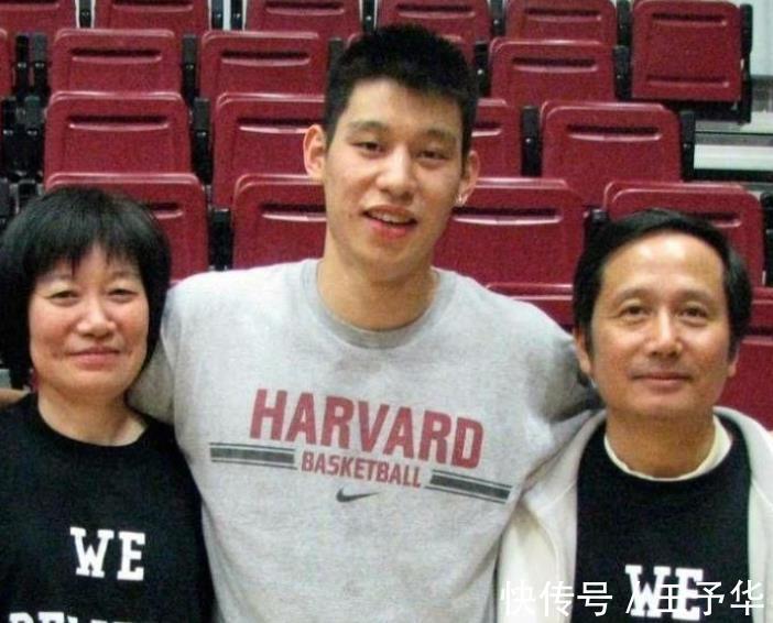 养老金|林书豪NBA选秀前曾饿肚子,母亲借了一笔钱,后来才知道是养老金