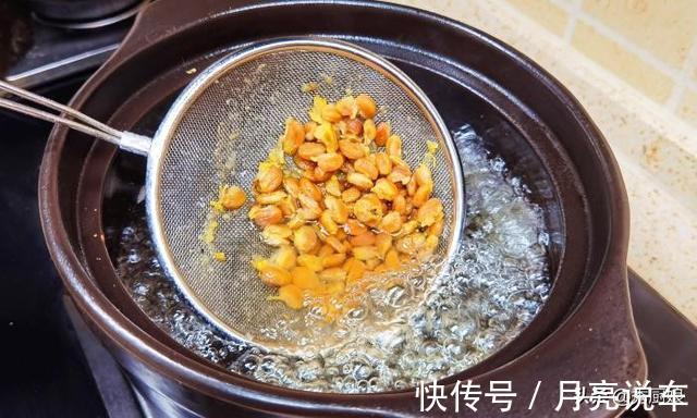 维生素c|秋天遇到此果别手软,一次买10斤,煮一煮囤起来,冬天吃特省事