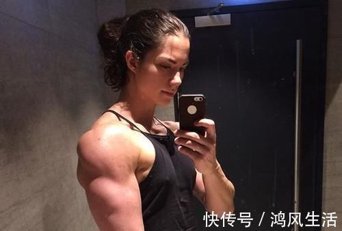 健美运动员|如何把窄练宽?了解三角肌再练几个动作,帮你打造3D虎头肩