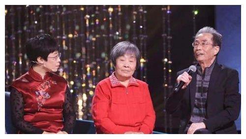 继于丹之后,又一位国学大师跌落神坛,网友质疑:她也配叫大师?