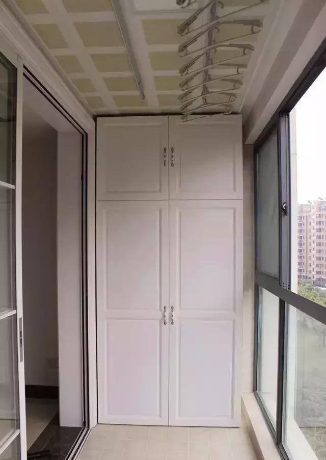 阳台|阳台打一个柜子，多出好几平，相当于帮我们赚了好几万！