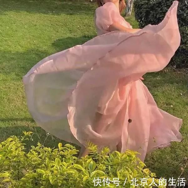 女孩子身上为什么会有“体香”？这是我听过“最诚实”的回答！