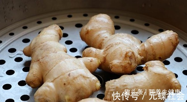 手脚冰凉|醋泡姜这样吃,坚持半个月,搞定脸色蜡黄、气虚无力、手脚冰凉!