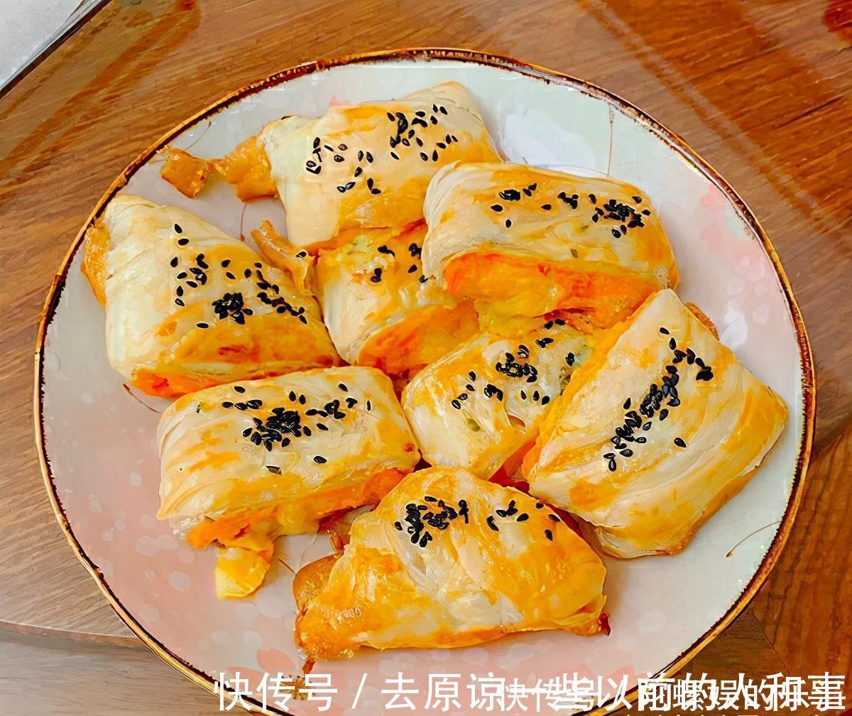 手抓饼|天冷后要多吃红薯,教你新吃法,不煮不油炸,香甜软糯又好吃