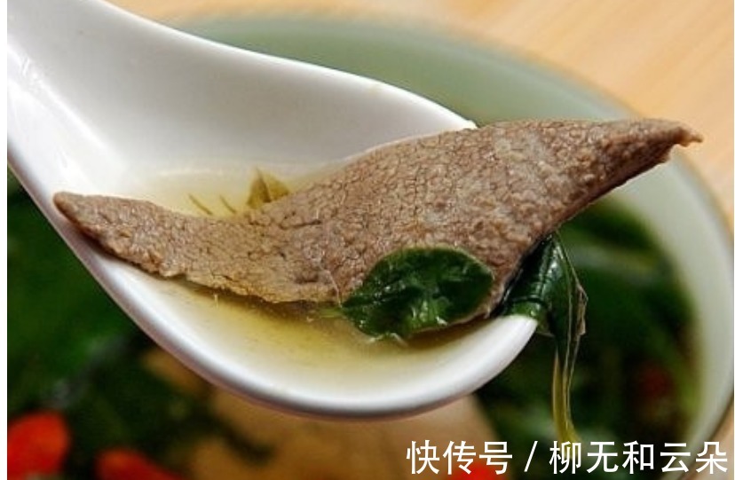 煮汤|入秋后，不管有钱没钱，多给家人喝这汤，养肝护肝，不懂真可惜！
