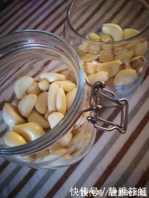 蒜瓣|它是天然“青霉素”,早晚各吃一粒,增强免疫力,老人小孩不感冒