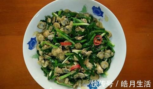 猪肉|韭菜和它是绝配，简单炒一炒，营养极高，补钙质，比猪肉还美味