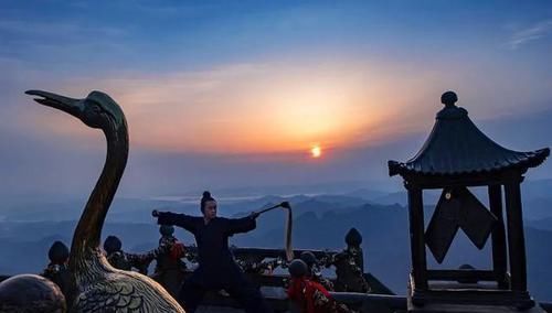 意念|养生秘诀——气在人不衰,跟古人学“养气十六诀”,气色好不生病