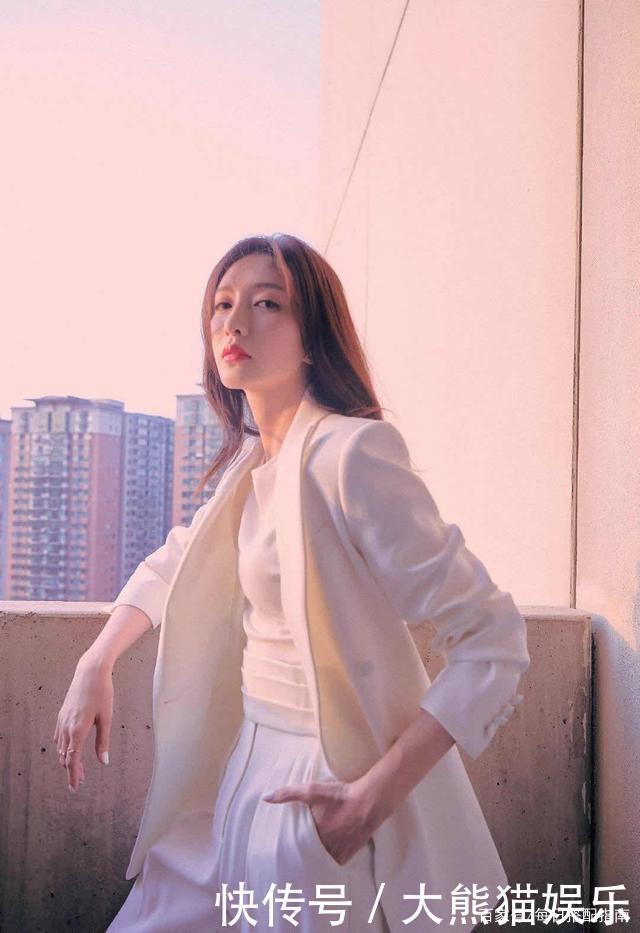 最近火了一条裤子,叫“遮阳长裤”,舒适百搭还很显气质