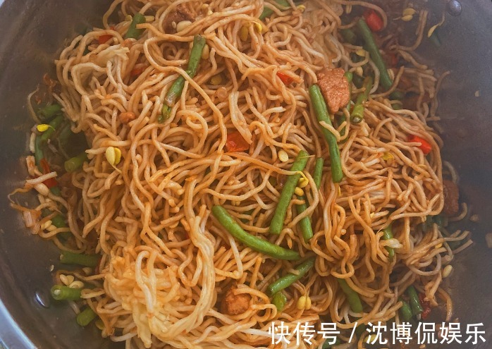 蒸面,怎么不干不坨不粘锅教你大厨做法,爽滑Q弹又入味,真香