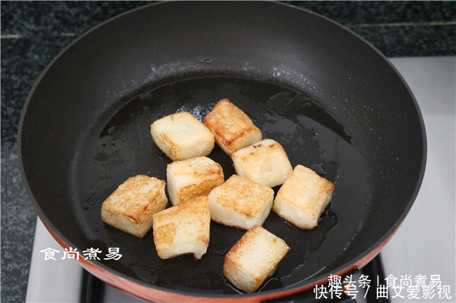 点心|此款点心特简单,煎一煎5分钟出锅,香酥软糯,一人能吃下一袋