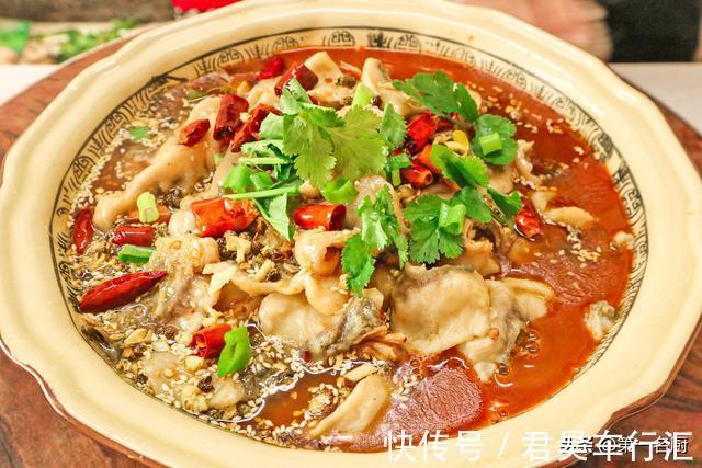 配菜|水煮鱼怎样做更好吃?大厨详细讲解鱼片腌制技巧,鱼肉滑嫩无腥味