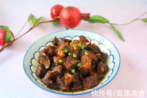 红烧酱油|我家夏天只做红烧牛肉，给啥都不换，吃了流口水