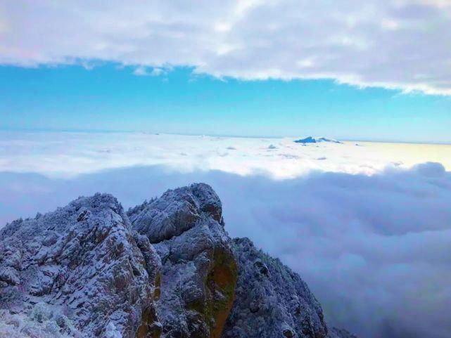 老君山景区雪后化仙境，游客直呼太幸福