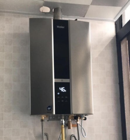 安装|厨房和卫生间离得远,用水热很不方便?别担心,教你2招轻松解决