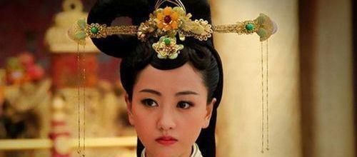 皇后|皇后写了十首诗词讨好皇帝,结果却被皇帝杀死!