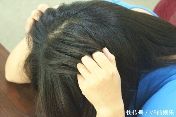 医生提醒老年痴呆发病前3年,身体就有征兆,可