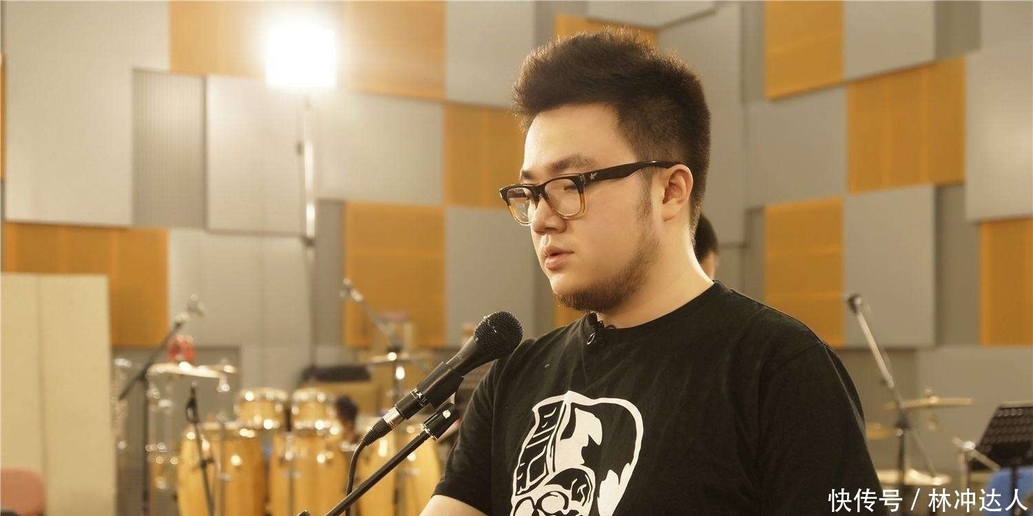 士兵突击|宋丹丹想把巴图捧红，首先要解决三个问题，否则没戏