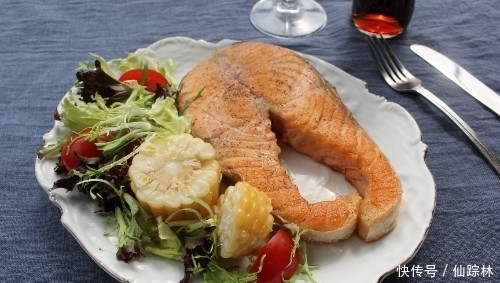 一个人午餐,我从不点外卖,晒晒我的5分钟午餐,方便简单营养好