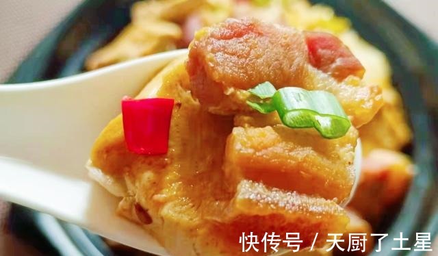 白菜炖豆腐怎么做才好吃第1步不要炒白菜，记住3个窍门，真香啊！