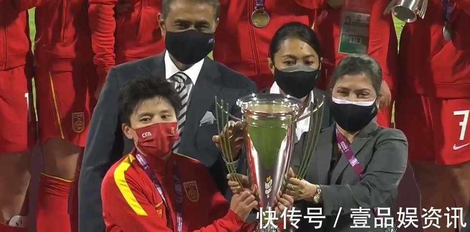 足协|有钱了!一觉醒来,中国女足收4000万奖金,官方+企业一个都没少
