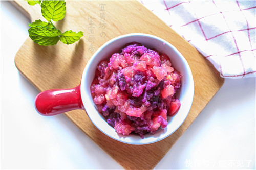 黑头这个“钻孔天才”,痘博士可有祛除办法呢?