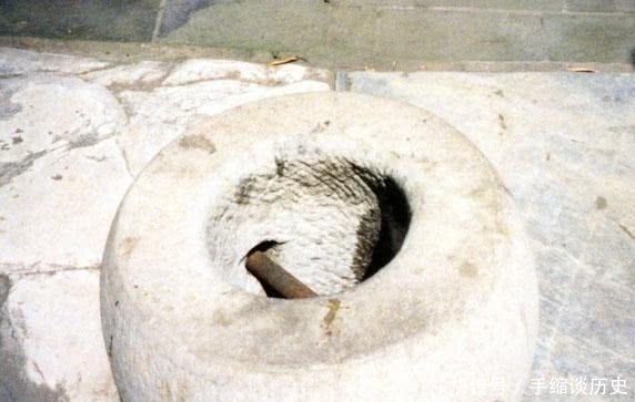 专家|珍妃井:井口如此之小,慈禧是如何把珍妃塞进去的?专家:很简单!