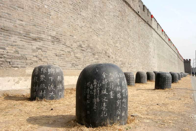 砖石|为何这些砖瓦石块都成国宝，看罢它们的经历，让我们懂得一个道理