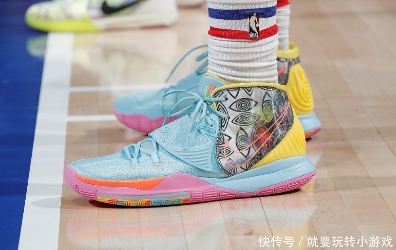 zoom 球鞋上脚回顾!詹姆斯上脚LeBron 7,莫兰特老人鞋“足力健”PG4