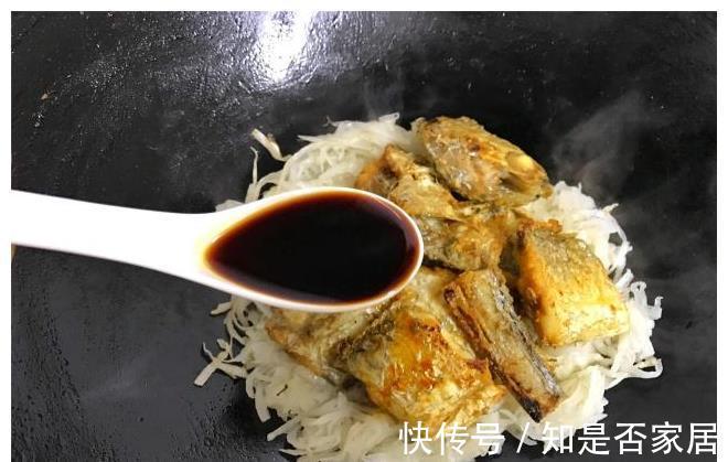 补气|带鱼最经典的家常做法,咸鲜入味,补气提鲜,看着就流口水