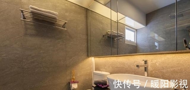 玄关|102㎡，无玄关借助抬高客厅，解决隐患，细致装法给新人借鉴学习