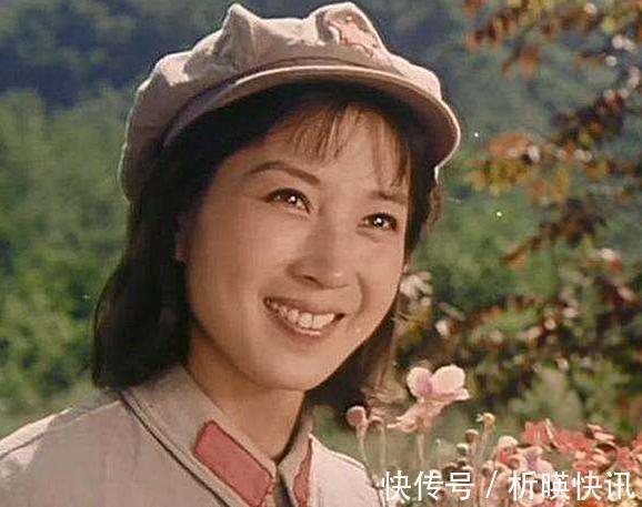 李秀明&吴海燕演海霞爆红,却错失《庐山恋》,嫁京剧老生如今境况如何