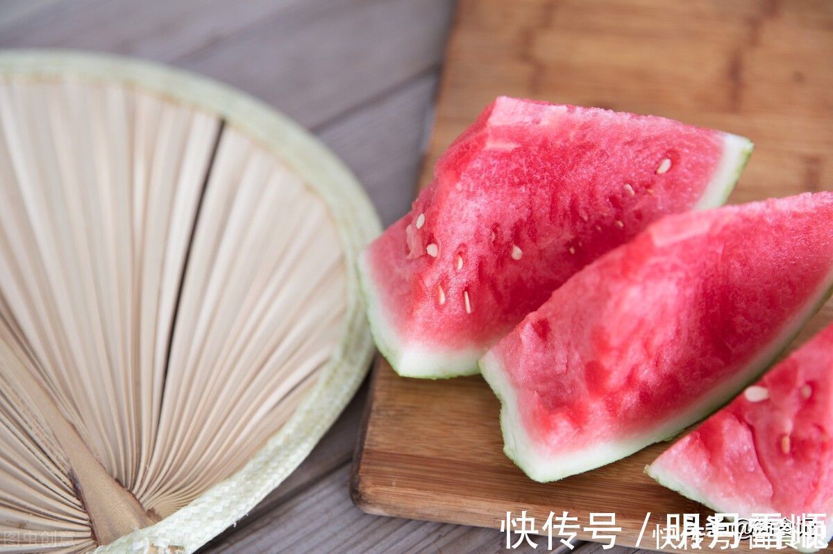 身体棒|入伏后，记得吃3样忌3样，顺应时节身体棒，全家人安稳度过三伏天