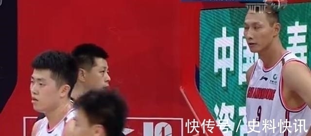 内线|易建联太倚老卖老了!一分钟内2次对张皓嘉发脾气,1次埋怨徐杰