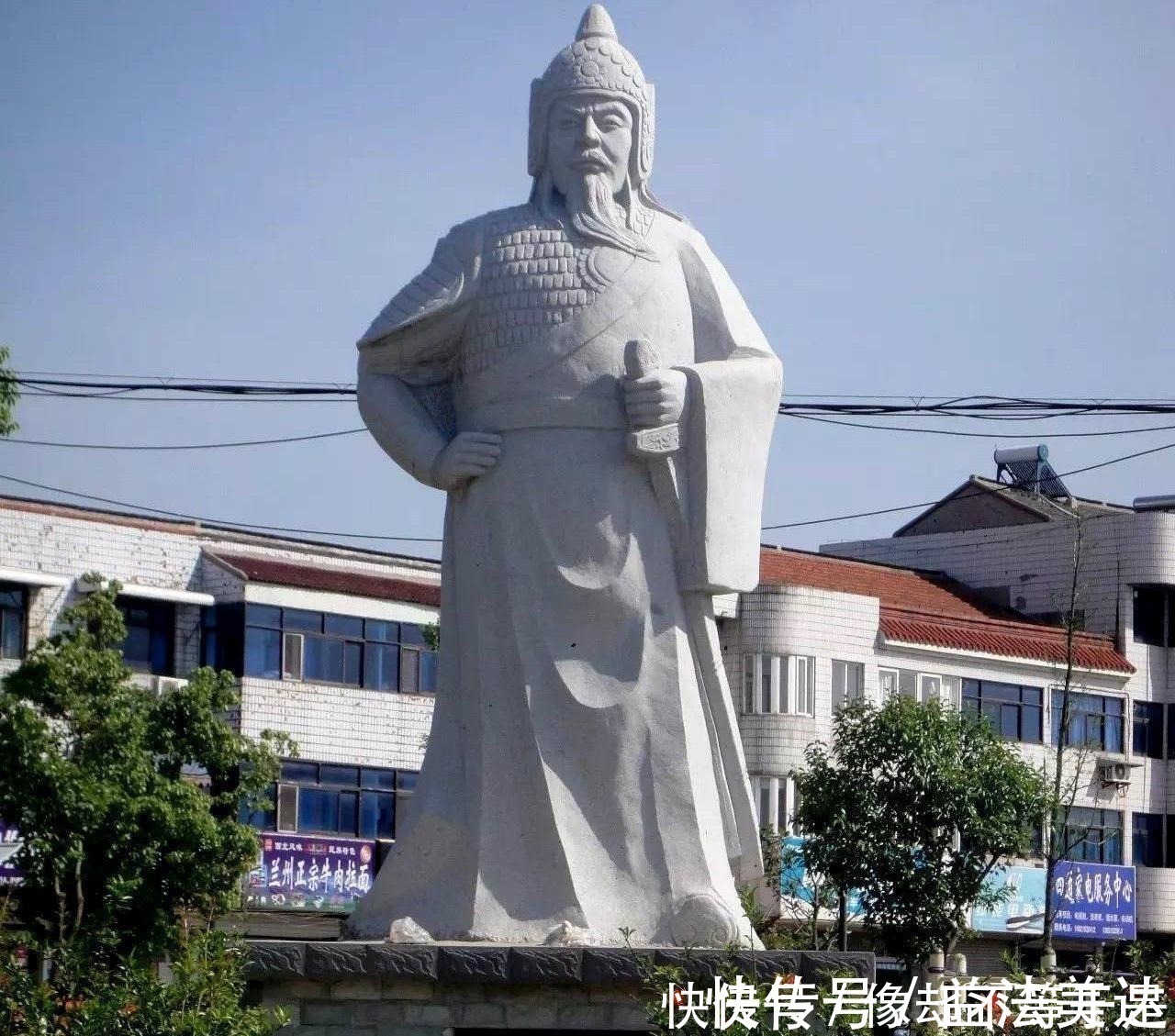 秦桧$他是一代抗金名将,文武双全被加爵封王,晚年却不问世事寄情山水!